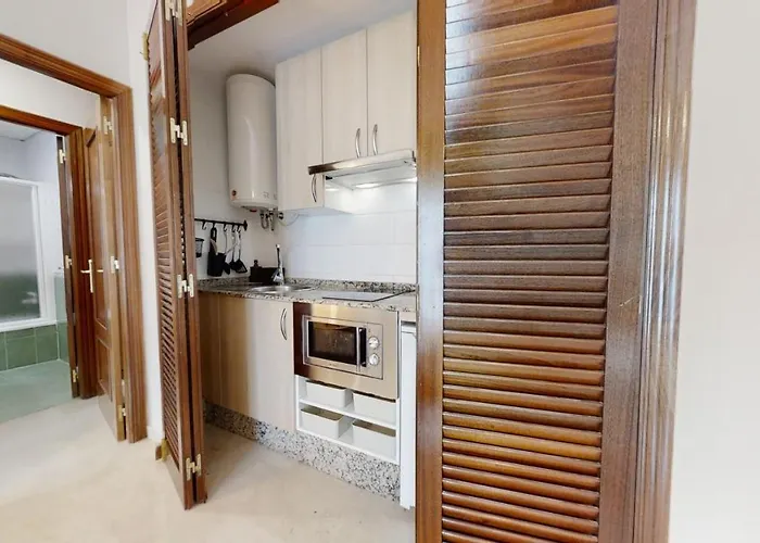 Centrico Tranquilo Diseno Moderno شقة